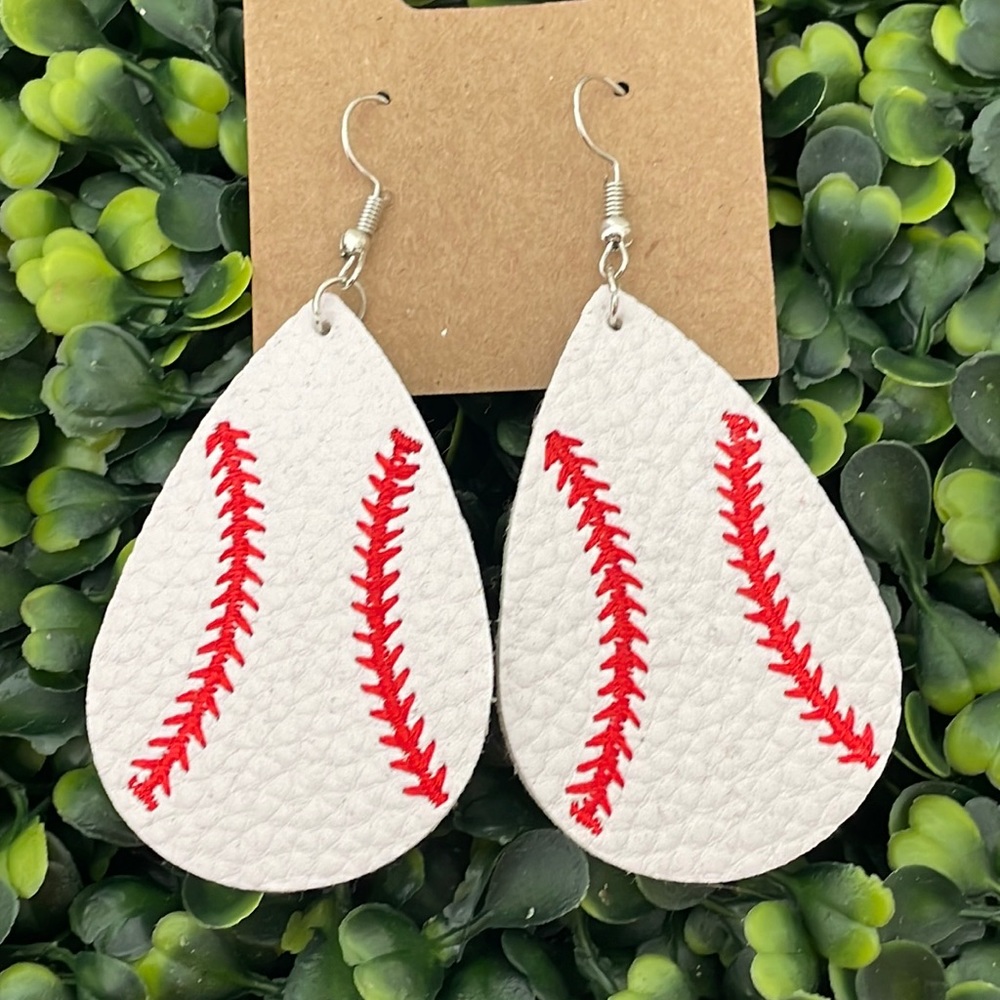 ❤️⚾️ Mollie Embroidered Baseball Teardrop Earrings
